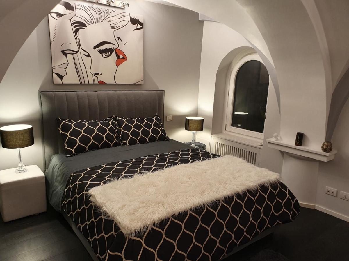 Apartamento Giulia'S Coliseum Roma Exterior foto